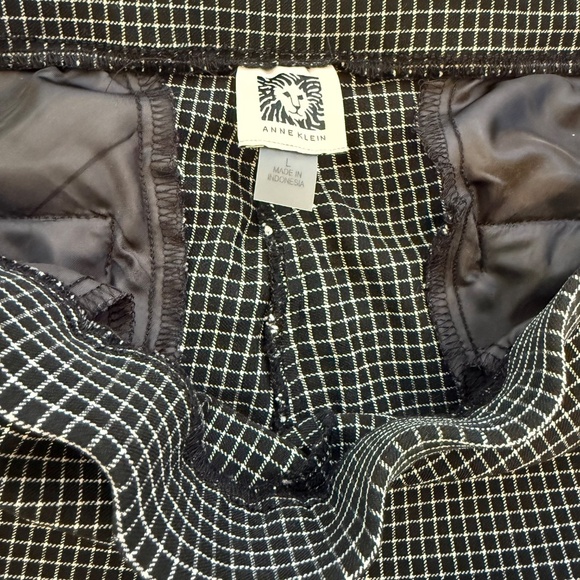 Anne Klein black and  white checkered trouserd - Picture 4 of 5